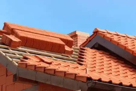 Pose et rénovation de toiture en tuiles à Maransin
